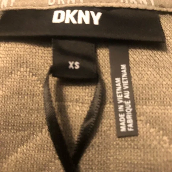 DKNY Hooded Jacket NWT - Picture 3 of 6